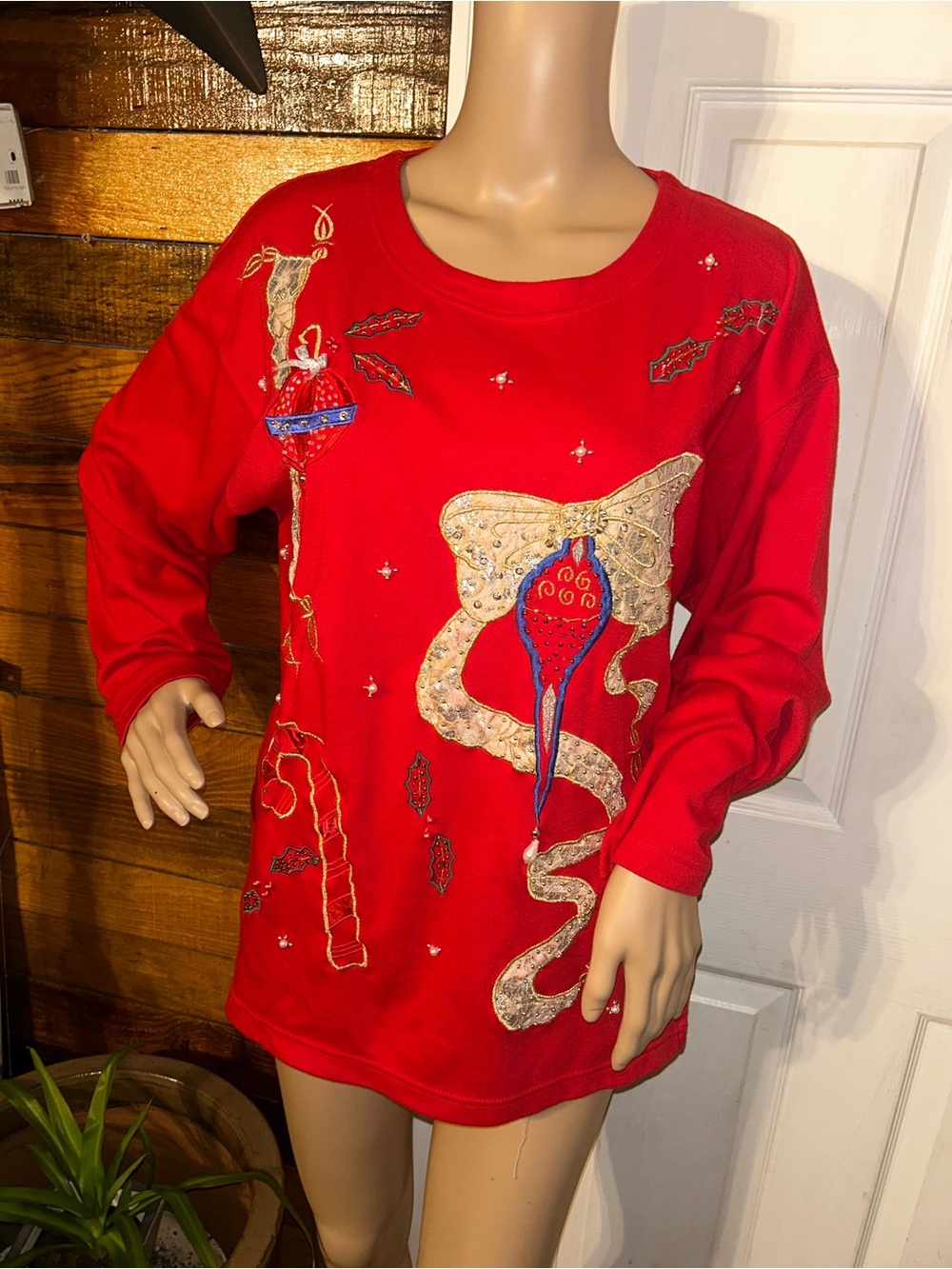 Vintage Lisa International Red Embellished Holiday Sweatshirt